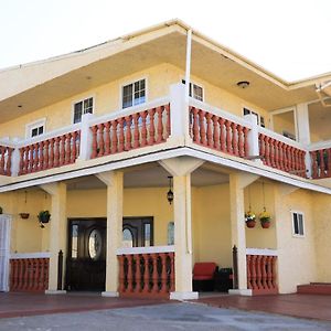 Playa Hermosa Bed&Breakfast